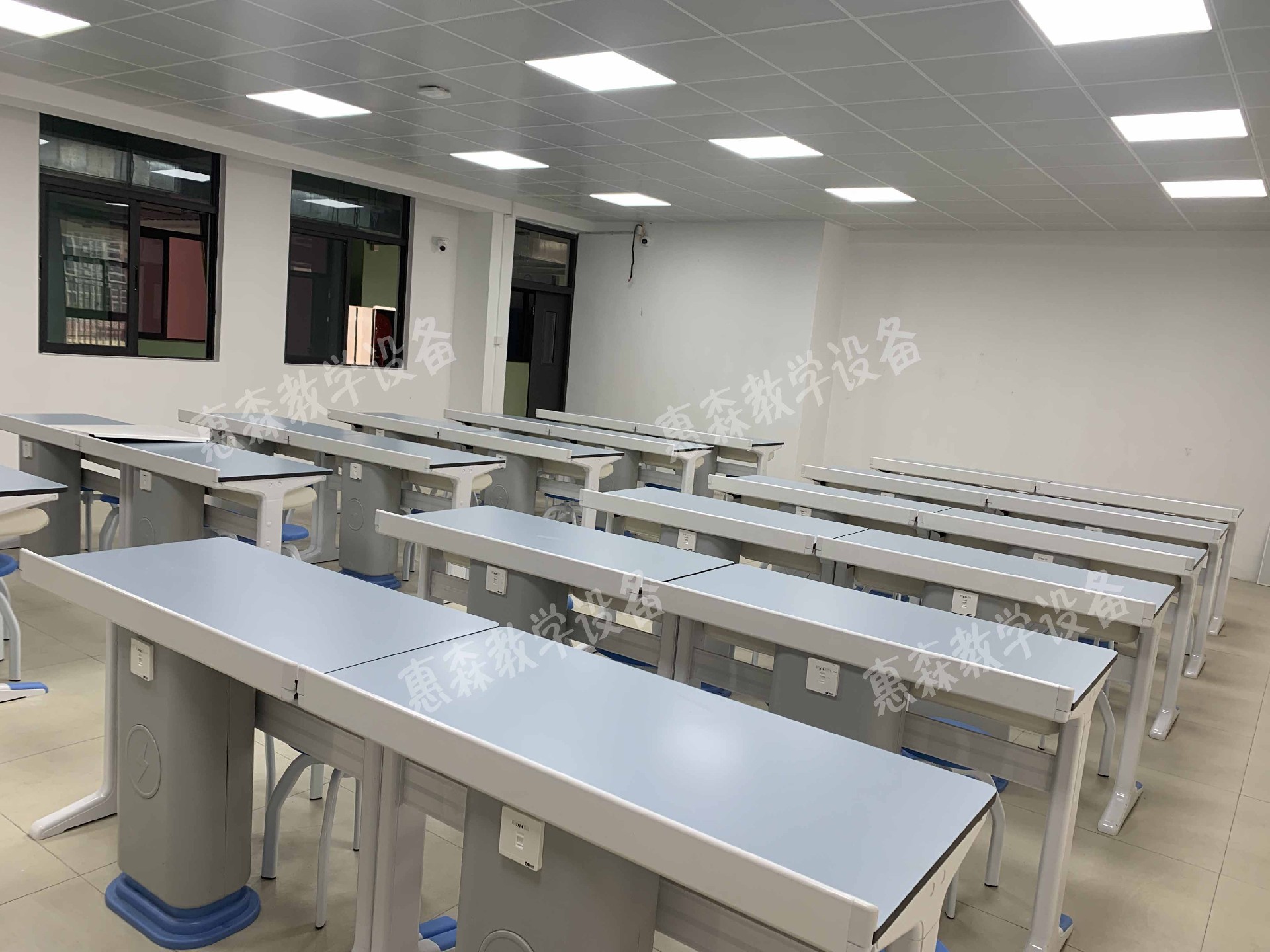 物理實驗室設備